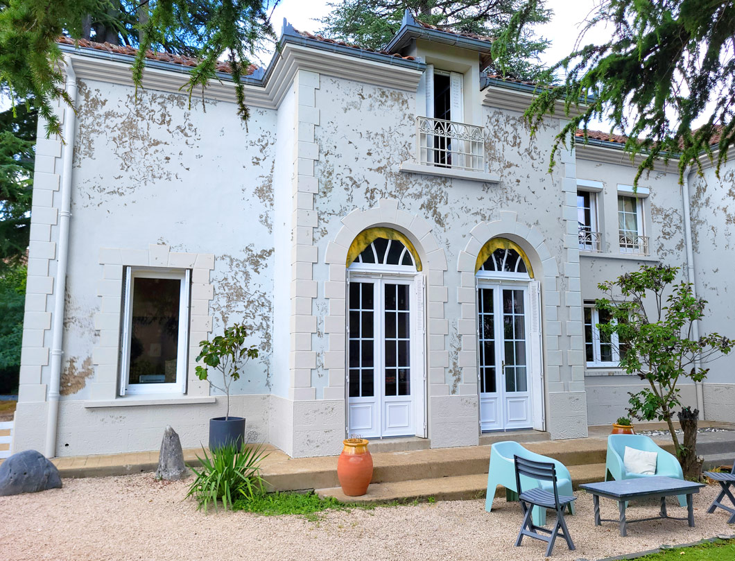 Fa&ccedil;ade avant